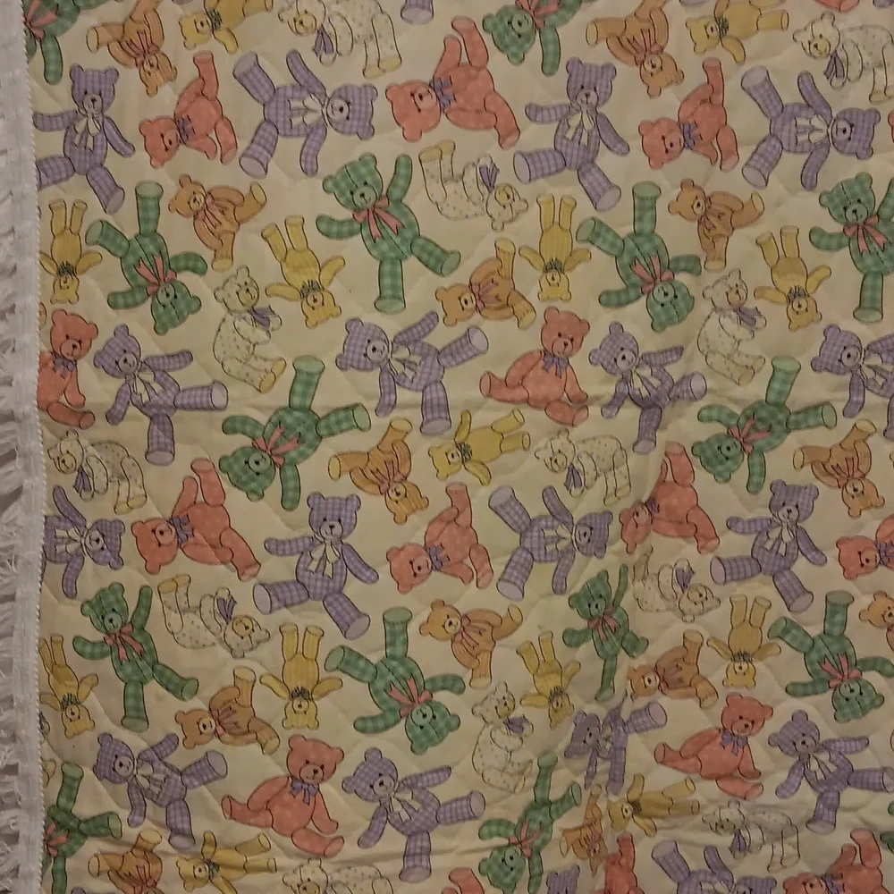 Teddy Bear Baby Quilt 34" x 43" Vintage - Picture 7 of 8